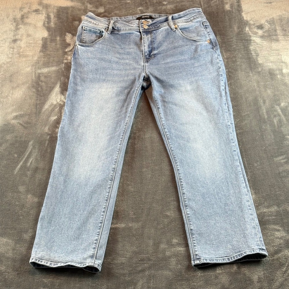 Hudson Women's Jeans Straight‎ Leg Size 14 Back Flaps High Rise Light Wash